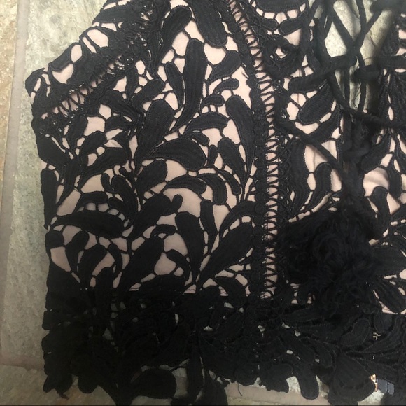 Lace crop top - Picture 4 of 7